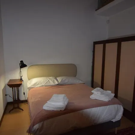 Carlita's In Centro Storico A דירה