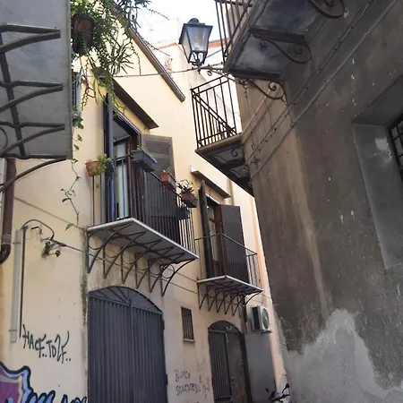 Carlita's In Centro Storico A דירה